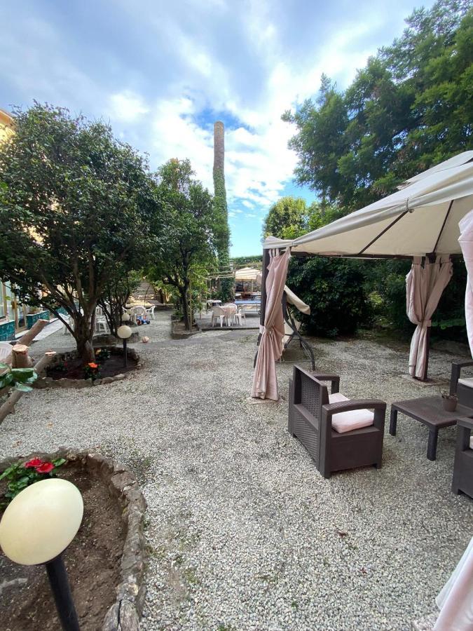 Hotel Villa Flora Bogliasco Eksteriør billede