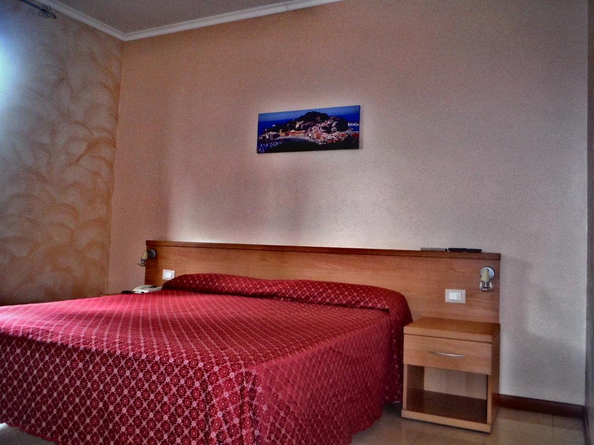 Hotel Villa Flora Bogliasco Eksteriør billede